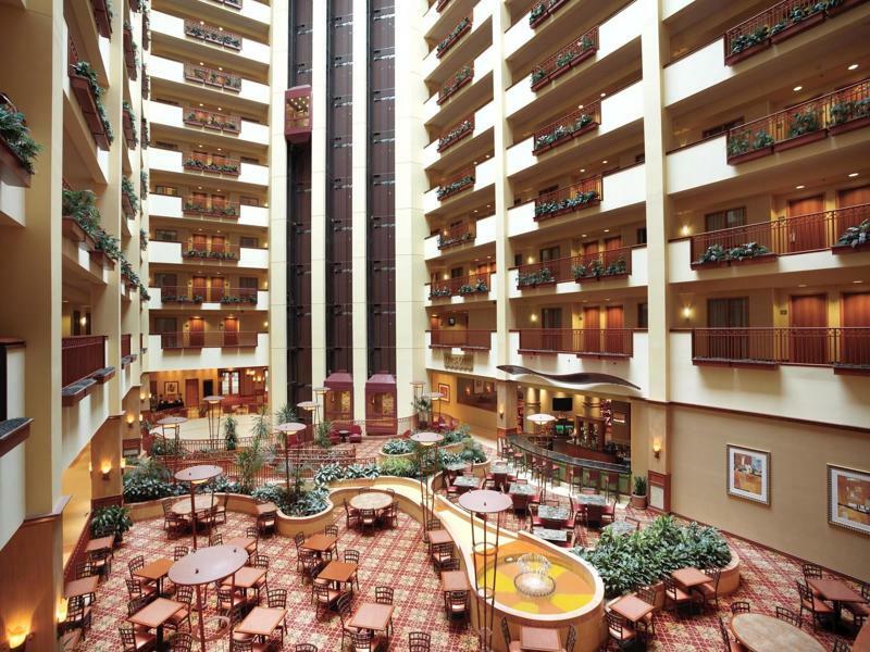 Embassy Suites By Hilton Saint Louis Saint Charles Eksteriør billede